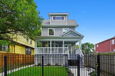 37 N Lockwood Ave, Chicago, IL 60644