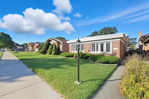 9020 S Constance Ave, Chicago, IL 60617