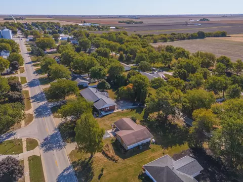 504 W Jackson St, Cullom, IL 60929 photo 23