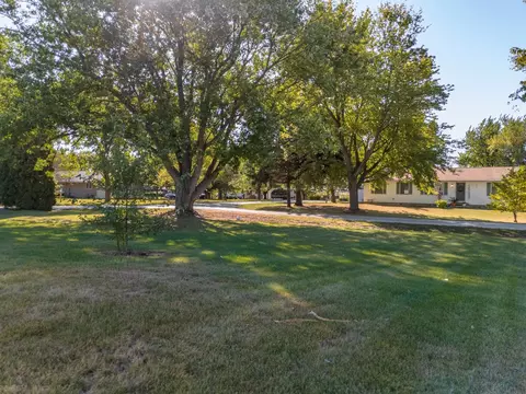 504 W Jackson St, Cullom, IL 60929 photo 17