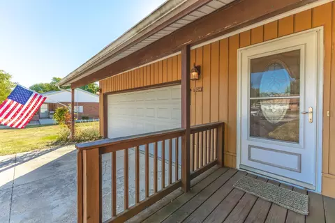 504 W Jackson St, Cullom, IL 60929 photo 40