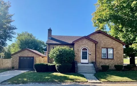902 Roosevelt Rd, Lasalle, IL 61301
