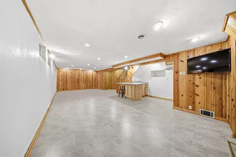 814 Woodlawn Dr, Dekalb, IL 60115 photo 42