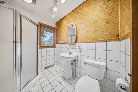 814 Woodlawn Dr, Dekalb, IL 60115 photo 38