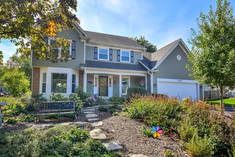 1270 North Ave, Batavia, IL 60510