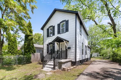 3225 Gilead Ave, Zion, IL 60099