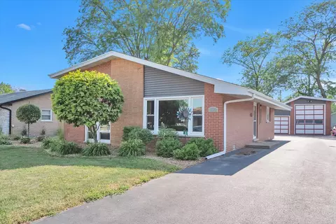 17436 71st Ave, Tinley Park, IL 60477