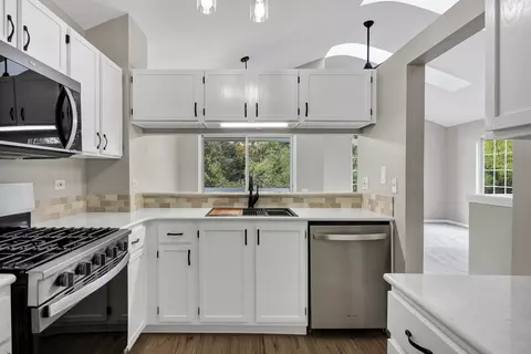 Kitchen - 3130 Cambria Ct, Aurora, IL 60503 photo 1 of 2