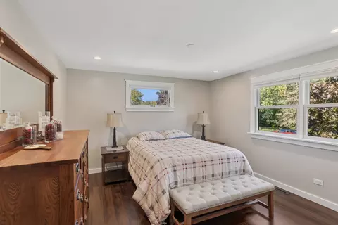 422 Northgate Rd, Lindenhurst, IL 60046 photo 9