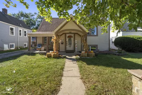 14826 Karlov Ave, Midlothian, IL 60445