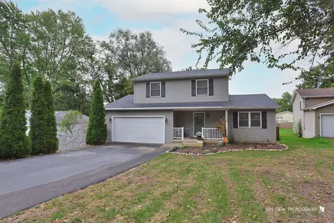 26373 W Bond Ave, Antioch, IL 60002