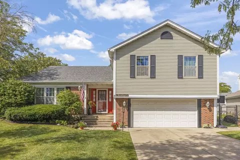 20252 Pepperwood Ct, Frankfort, IL 60423