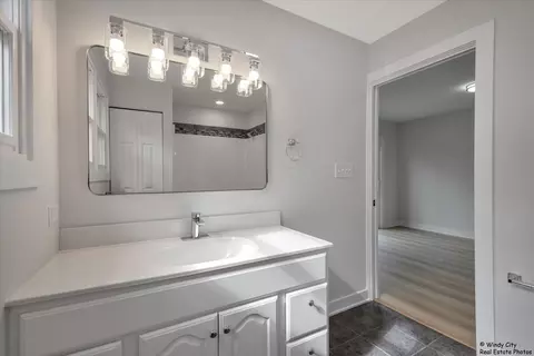 14914 Avers Ave, Midlothian, IL 60445 photo 14