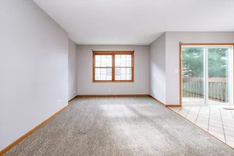 Living - 480 S Peace Rd, Sycamore, IL 60178 photo 2 of 4