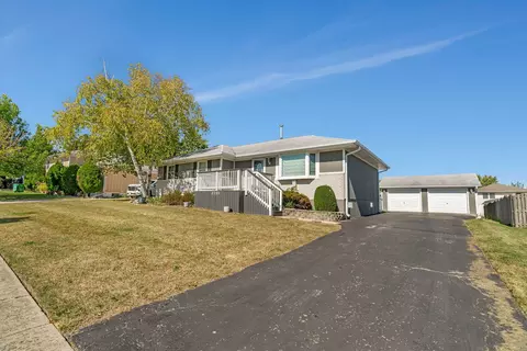 3725 Terrance Ferry Dr, Joliet, IL 60431