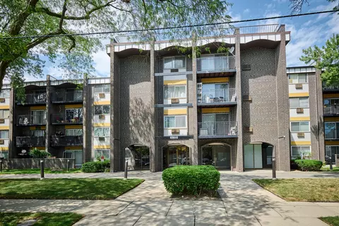 6800 N California Ave #3S, Chicago, IL 60645