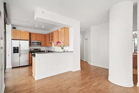 Kitchen - 233 E 13th St #601, Chicago, IL 60605 photo 4 of 4