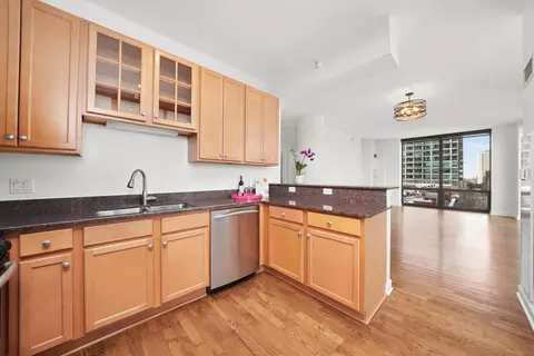 Kitchen - 233 E 13th St #601, Chicago, IL 60605 photo 1 of 4