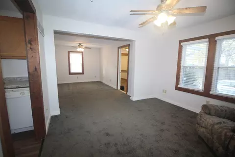 Living - Undisclosed, Bloomington, IL 61701 photo 2 of 2