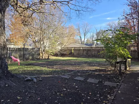 Exterior - Undisclosed, Bloomington, IL 61701 photo 2 of 6