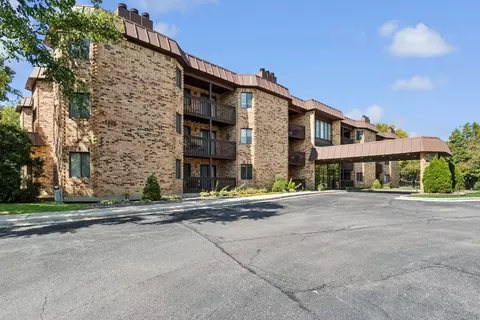 2880 Torrey Pine Ln #2F, Lisle, IL 60532