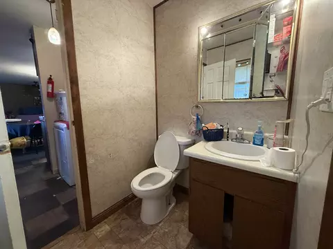 Bath - 1021 Briarcliff Dr, Rantoul, IL 61866 photo 1 of 5
