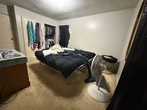 Bedroom - 1021 Briarcliff Dr, Rantoul, IL 61866 photo 1 of 8
