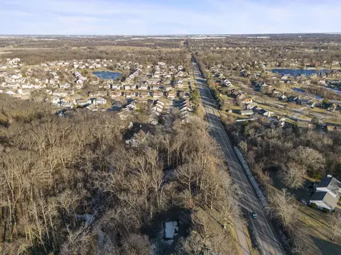 9015 E Mcevilly Rd, Minooka, IL 60447 photo 10
