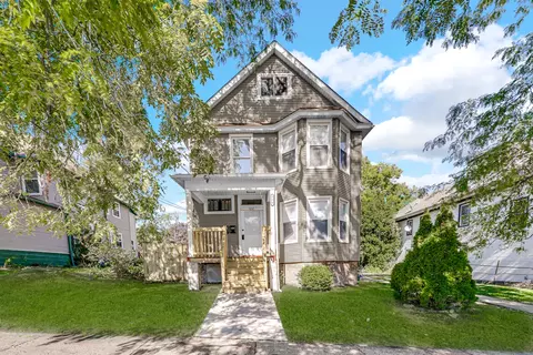 328 South Ave, Waukegan, IL 60085
