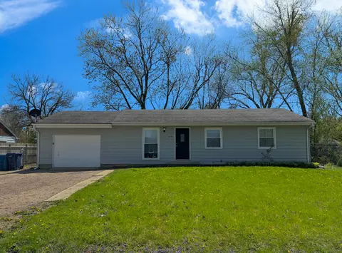 34 S W789 S James Dr, Saint Charles, IL 60174