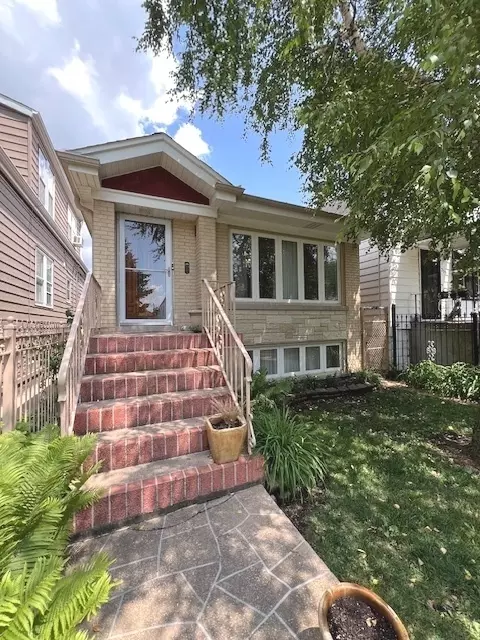 2515 N Lotus Ave, Chicago, IL 60639