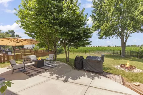 Exterior - 7425 Rosewind Dr, Plainfield, IL 60586 photo 2 of 3