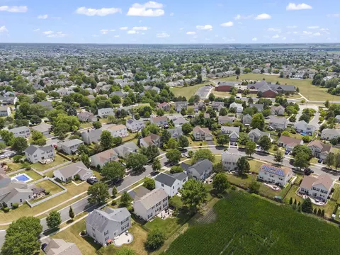 View/Area - 7425 Rosewind Dr, Plainfield, IL 60586 photo 9 of 15