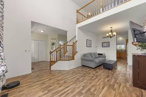 Entry Way - 7425 Rosewind Dr, Plainfield, IL 60586 photo 2 of 3