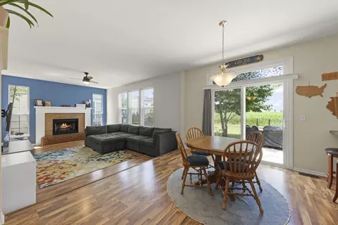 Living - 7425 Rosewind Dr, Plainfield, IL 60586 photo 3 of 4