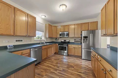 Kitchen - 7425 Rosewind Dr, Plainfield, IL 60586 photo 2 of 3