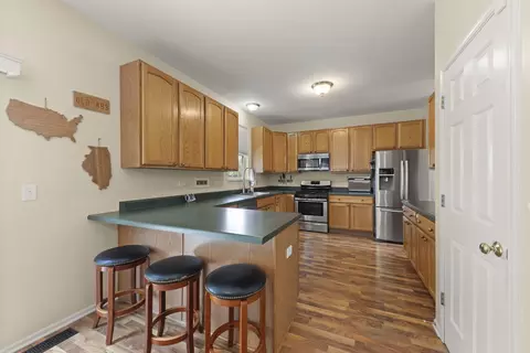 Kitchen - 7425 Rosewind Dr, Plainfield, IL 60586 photo 3 of 3