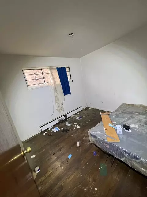 8024 S Eberhart Ave, Chicago, IL 60619 photo 6