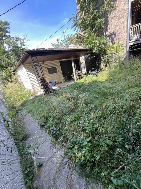 8024 S Eberhart Ave, Chicago, IL 60619 photo 34