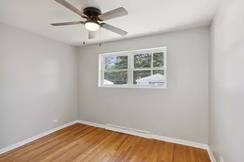 Bedroom - 14455 Des Plaines St, Harvey, IL 60426 photo 2 of 6