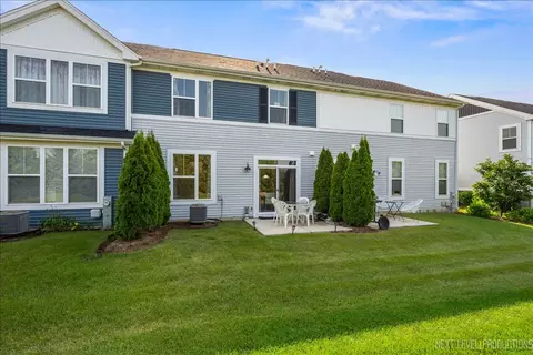 Exterior - 4105 Winslow Ct, Aurora, IL 60504 photo 1 of 1
