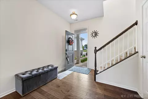 Entry Way - 4105 Winslow Ct, Aurora, IL 60504 photo 1 of 1