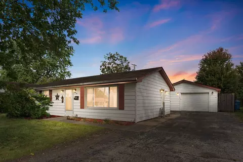 52 Hanson Dr, Bourbonnais, IL 60914