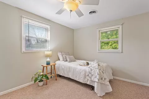 Bedroom - 842 S Main Ave, Kankakee, IL 60901 photo 1 of 4