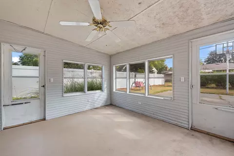 Exterior - 842 S Main Ave, Kankakee, IL 60901 photo 2 of 4