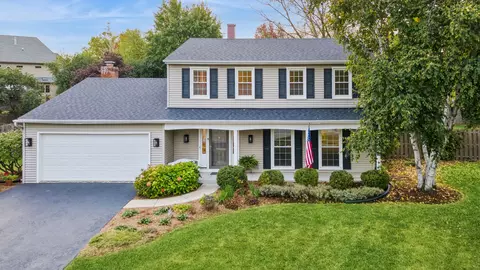 1940 Chippewa Dr, Wheaton, IL 60189