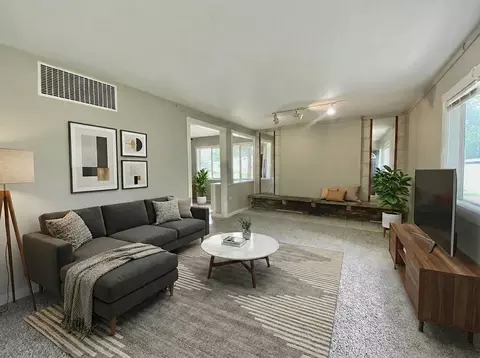 Living - 456 Tomahawk St, Park Forest, IL 60466 photo 1 of 6