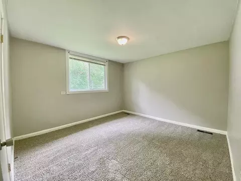 Bedroom - 456 Tomahawk St, Park Forest, IL 60466 photo 4 of 7