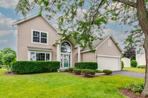 17781 W Elsbury St, Gurnee, IL 60031