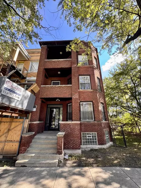 6239 S Ellis Ave, Chicago, IL 60637